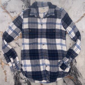 American Eagle Outfitters Navy and White Checkered Shirt
